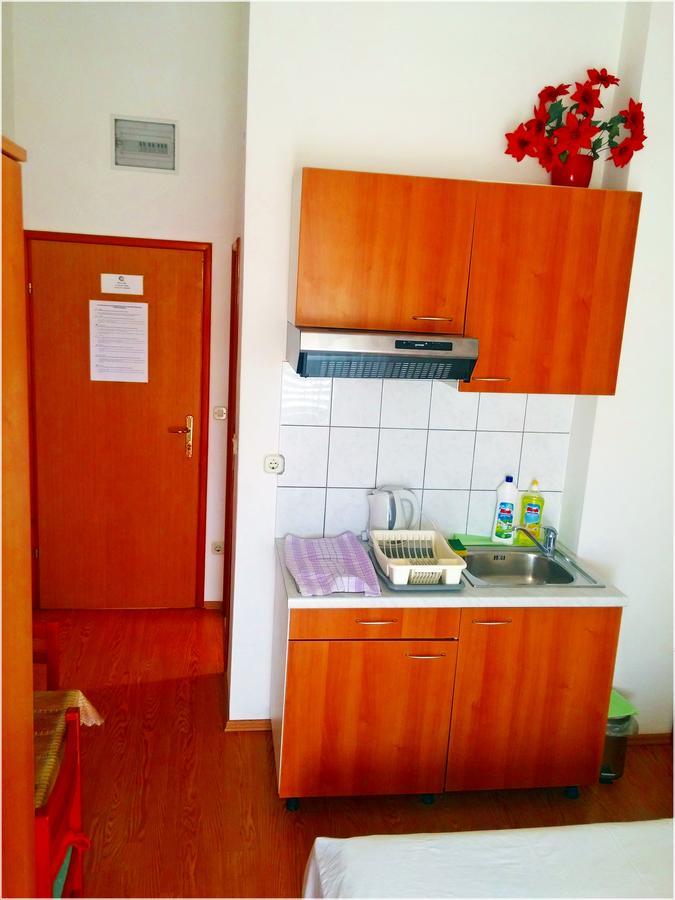 Apartments Eugen Pedisic Туран Екстериор снимка