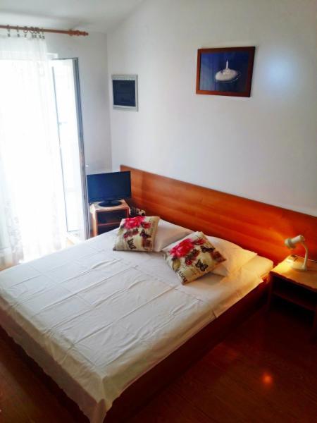 Apartments Eugen Pedisic Туран Екстериор снимка