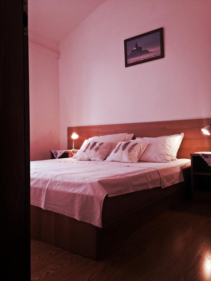 Apartments Eugen Pedisic Туран Екстериор снимка