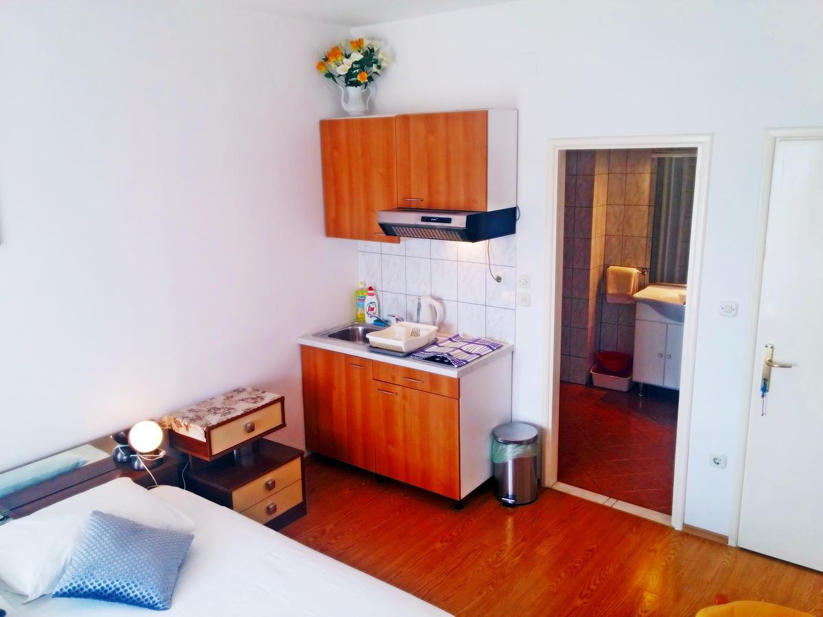 Apartments Eugen Pedisic Туран Екстериор снимка