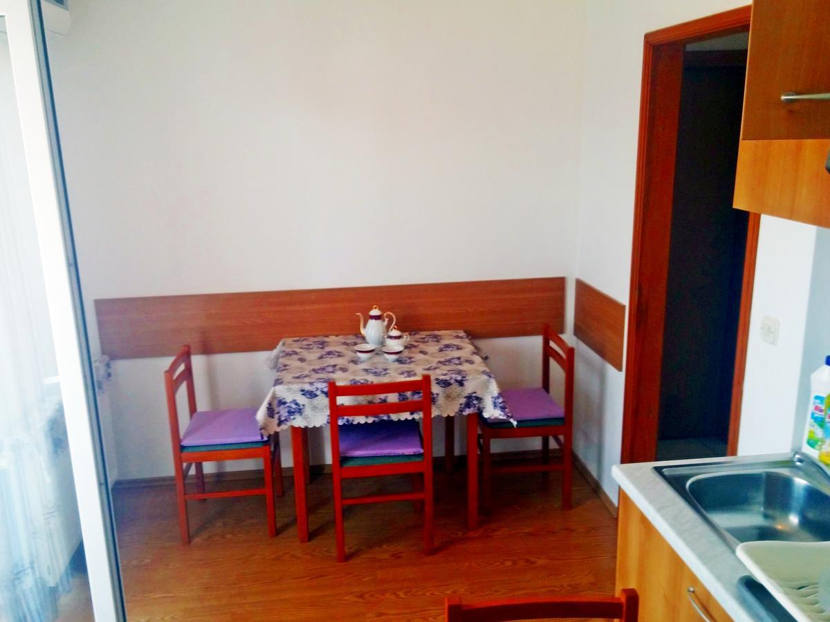 Apartments Eugen Pedisic Туран Екстериор снимка